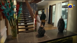 Umme Ayesha - Season 02 - Episode 20 - 21st March 2025